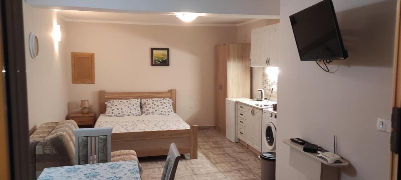 Apartman Pijavica Bijela Exterior photo